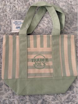 Limited Edition Trader Joe’s Tote Back Color Pastel Green NWT