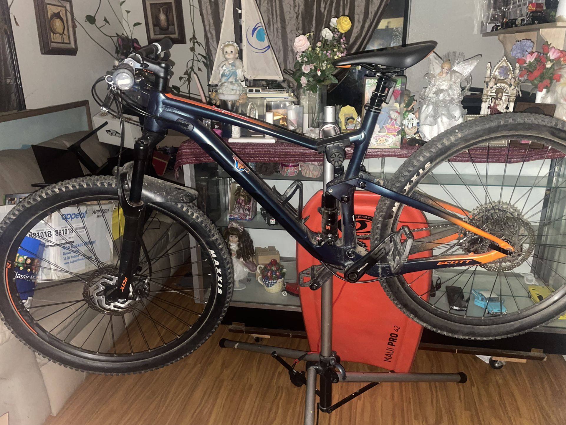 2021 Scott Spark 960 Full Suspension Mountain Bike in Grey