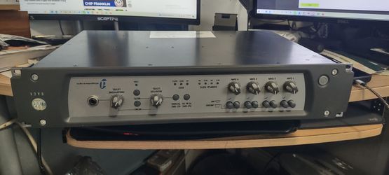 Digidesign Digi002 is a 2U rack mount professional audio interface that uses Firewire connectivity