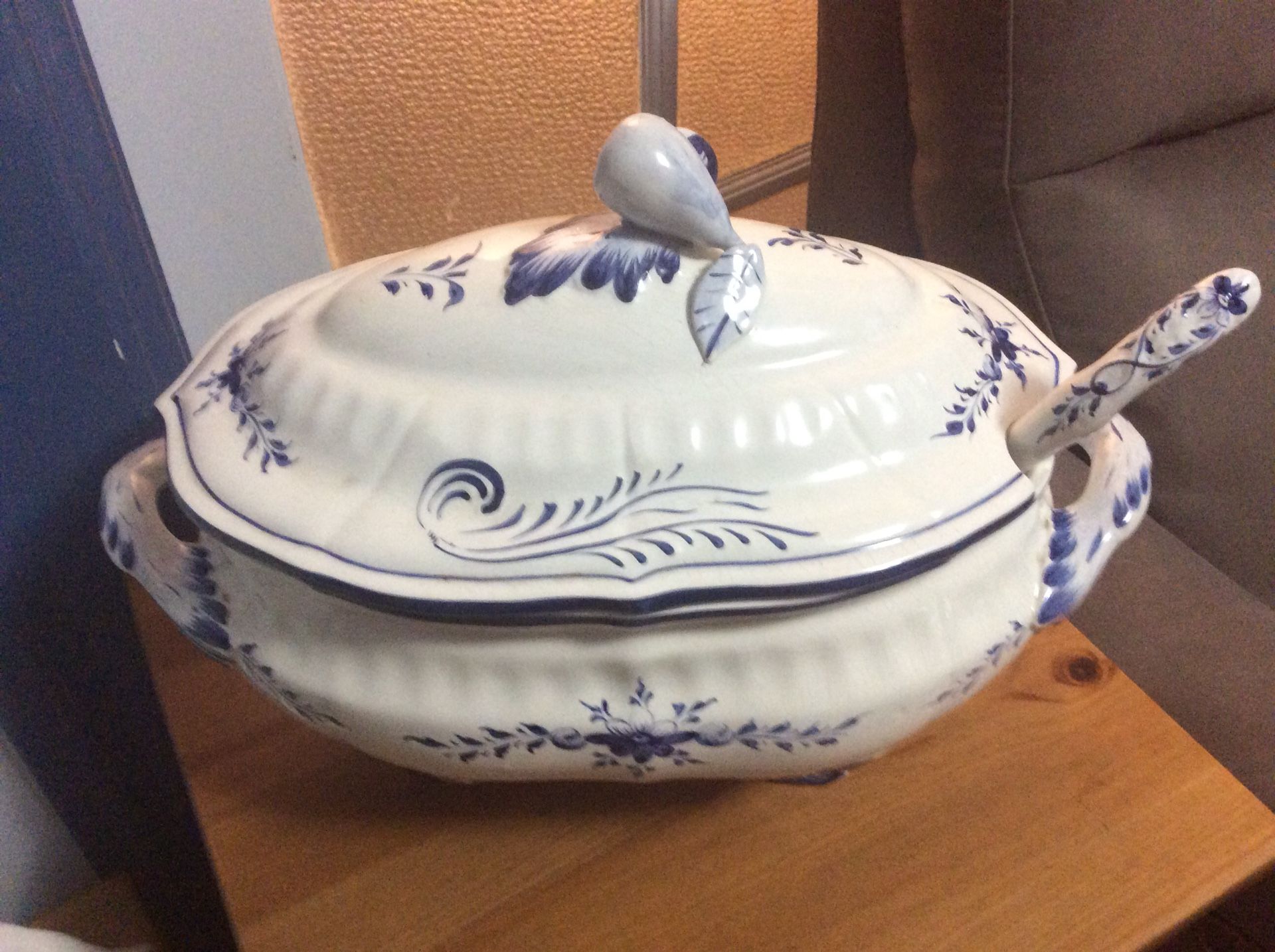 Martan Portugal 538 / A Ceramic Bowl