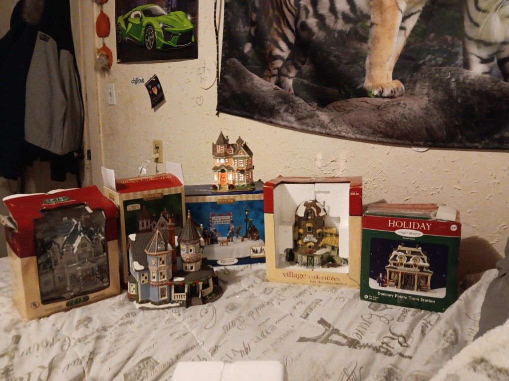 Vintage Christmas Houses