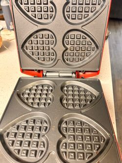 Heart-Shaped Waffle Maker Red