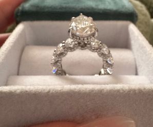 Moissanite Ring 4ct