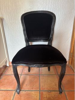 Black velvet chair