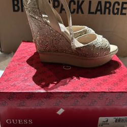 Guess Gold Multi Fabric Size 9