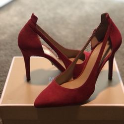Michael Kors - Pump (Size 8M)