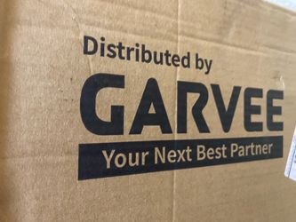 Garvee kids table & 2 chairs NEW