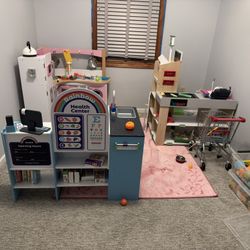 Pretend Play Sets (3)