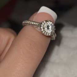 Silver Diamond Ring 