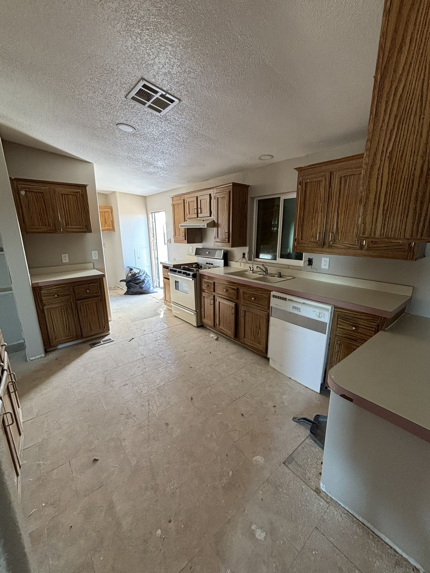 1989 4bed Double Wide Manufactured Home