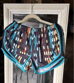 Nike women’s shorts - m