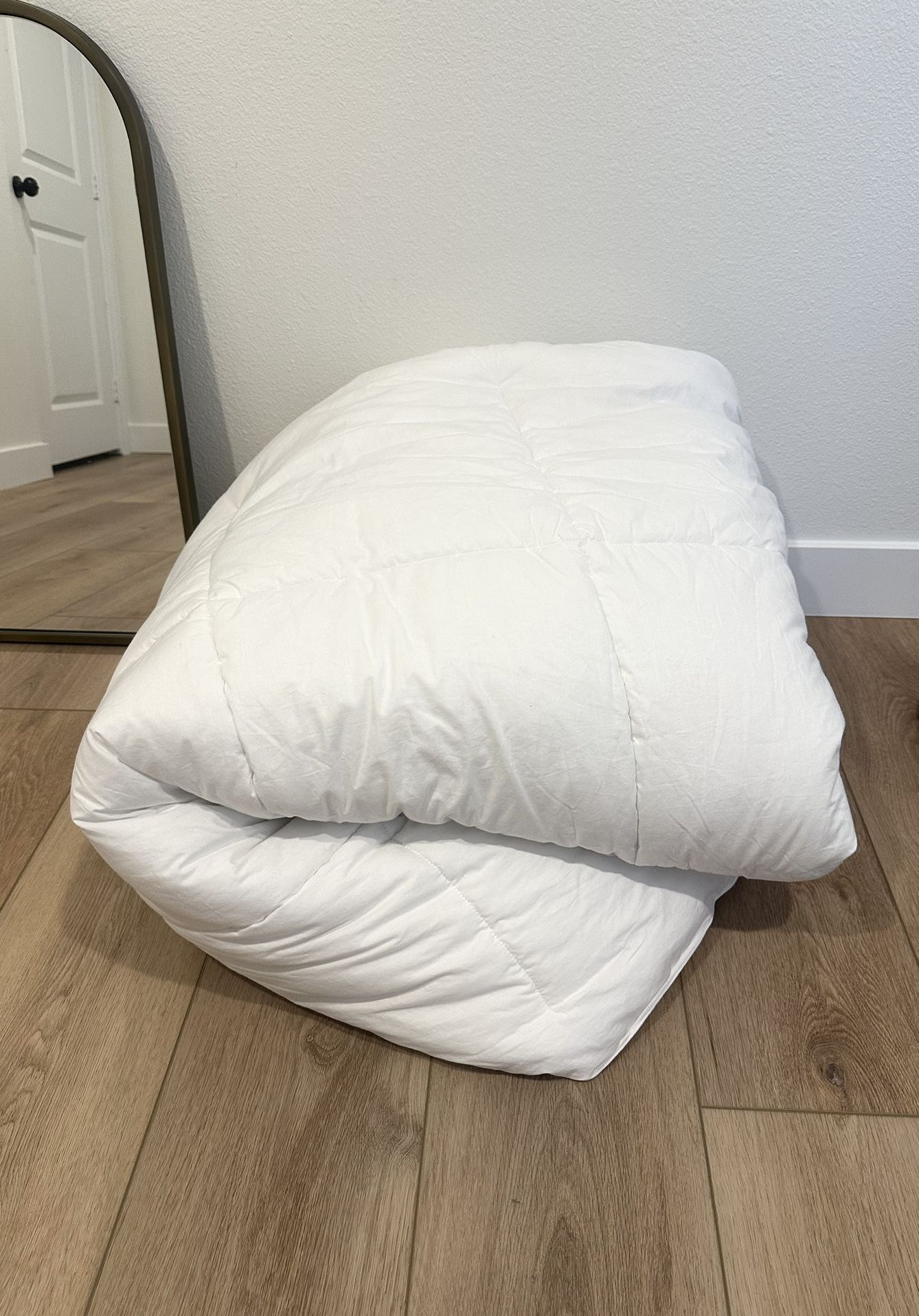 Saatva Natural Comforter/Duvet Insert (King/Cali King)
