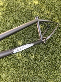 FBM Berzerker Frame 20.75TT *Rare* for Sale in Upland, CA - OfferUp
