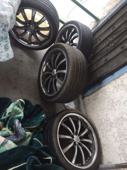 Lexani 20s with Yokohama tires