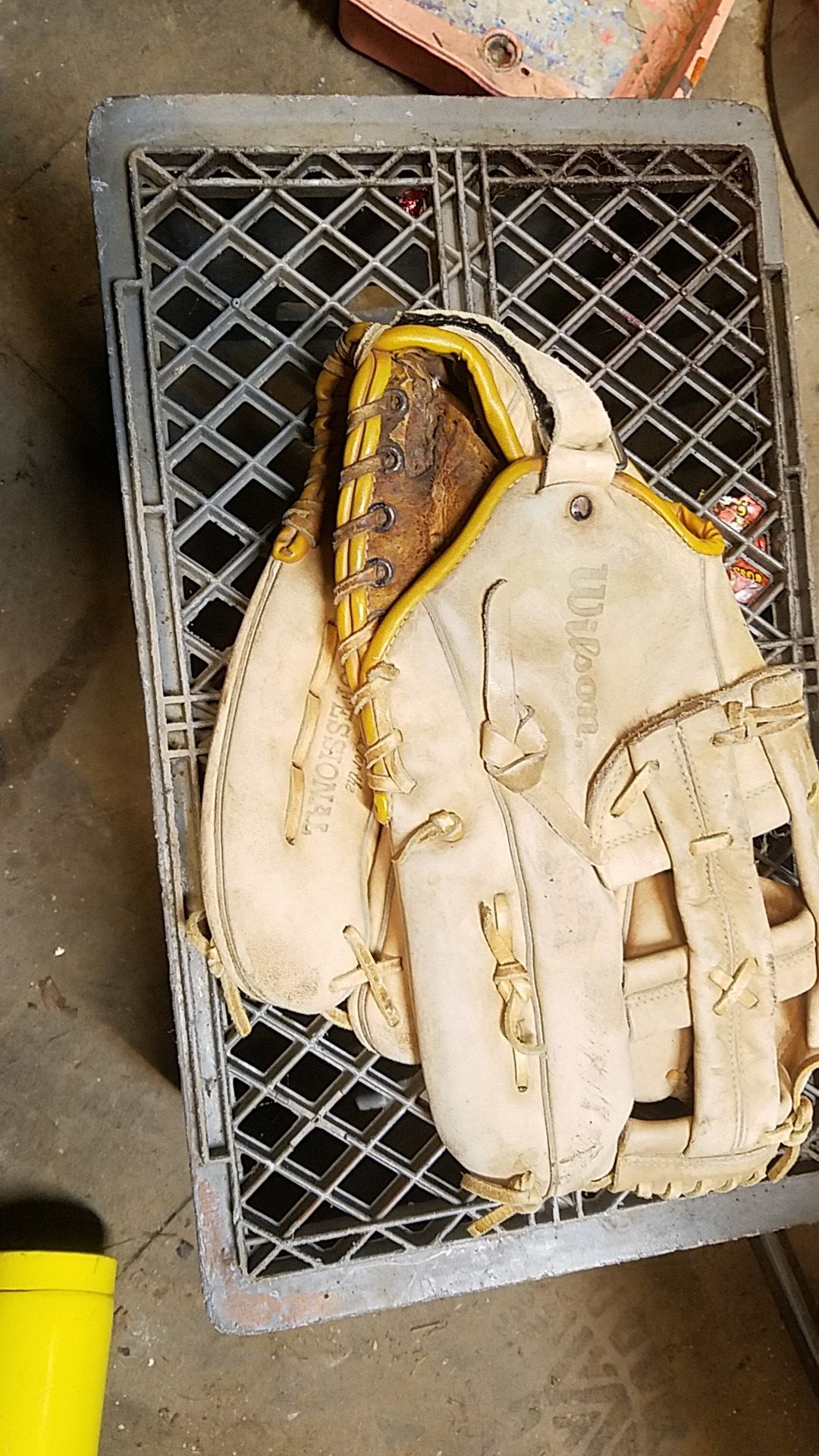 Wilson baseball glove or softball, great shape