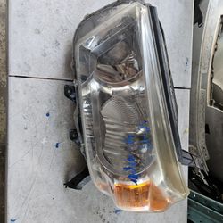 Toyota 4runner Left Headlight Oem 