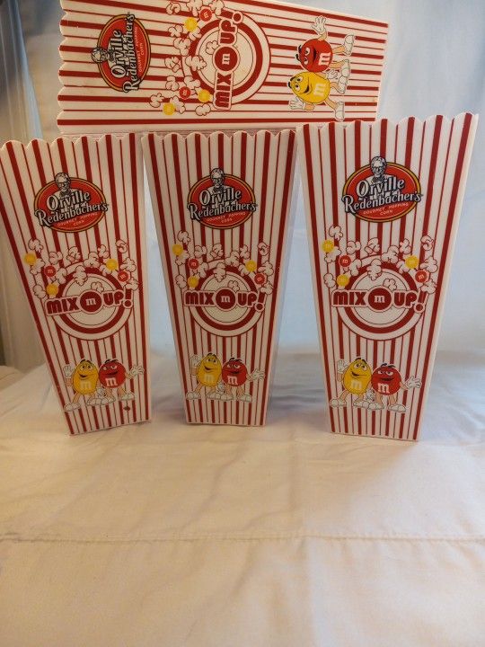 RARE Retro Red & White Striped Orville Redenbachers & M&M Movie Theater Popcorn Bukt set of 4
