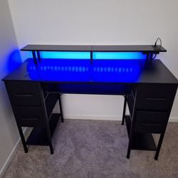 Working Table