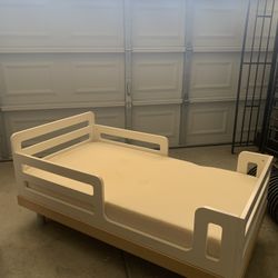 Toddler Bed With Mattress 