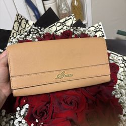 Guess Hand Bag… Tipo  Cartera Elegante 