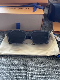 Louis Vuitton 1.1 Millionaire Shades Sunglasses Buffs for Sale in Las Vegas,  NV - OfferUp