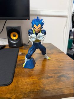 Vegeta Blue Figure