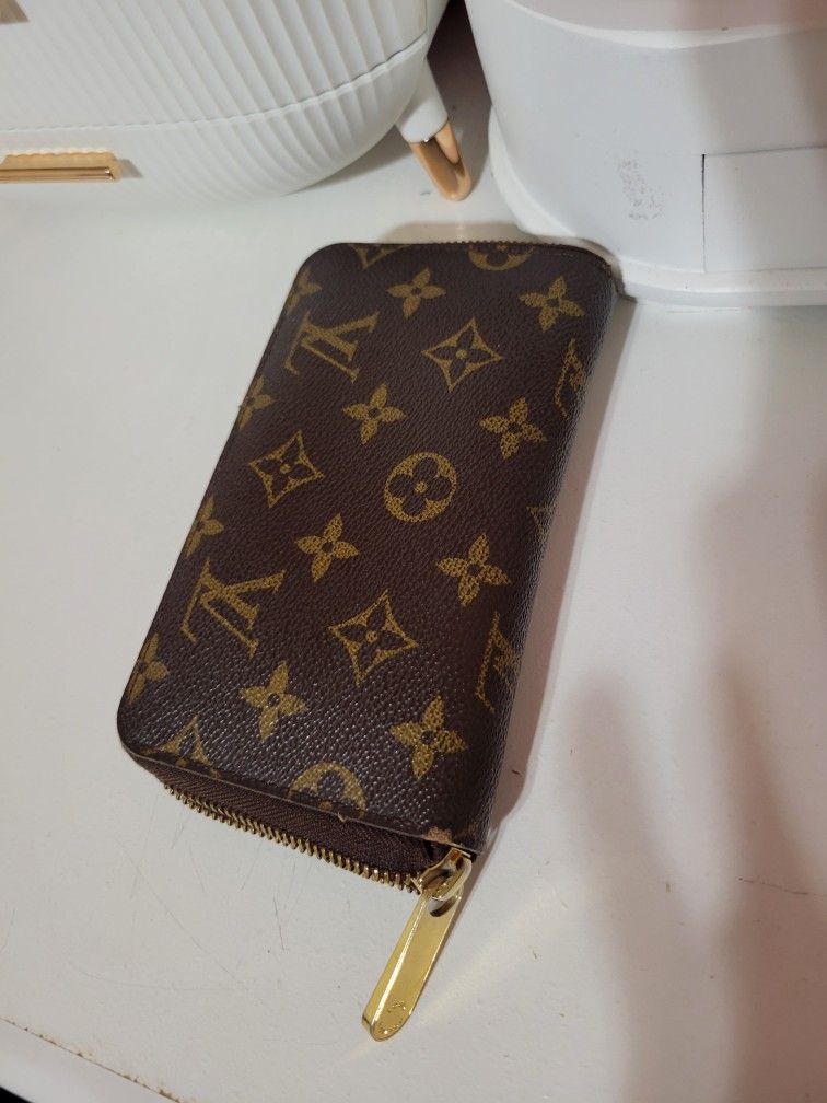 Louis Vuitton wallet