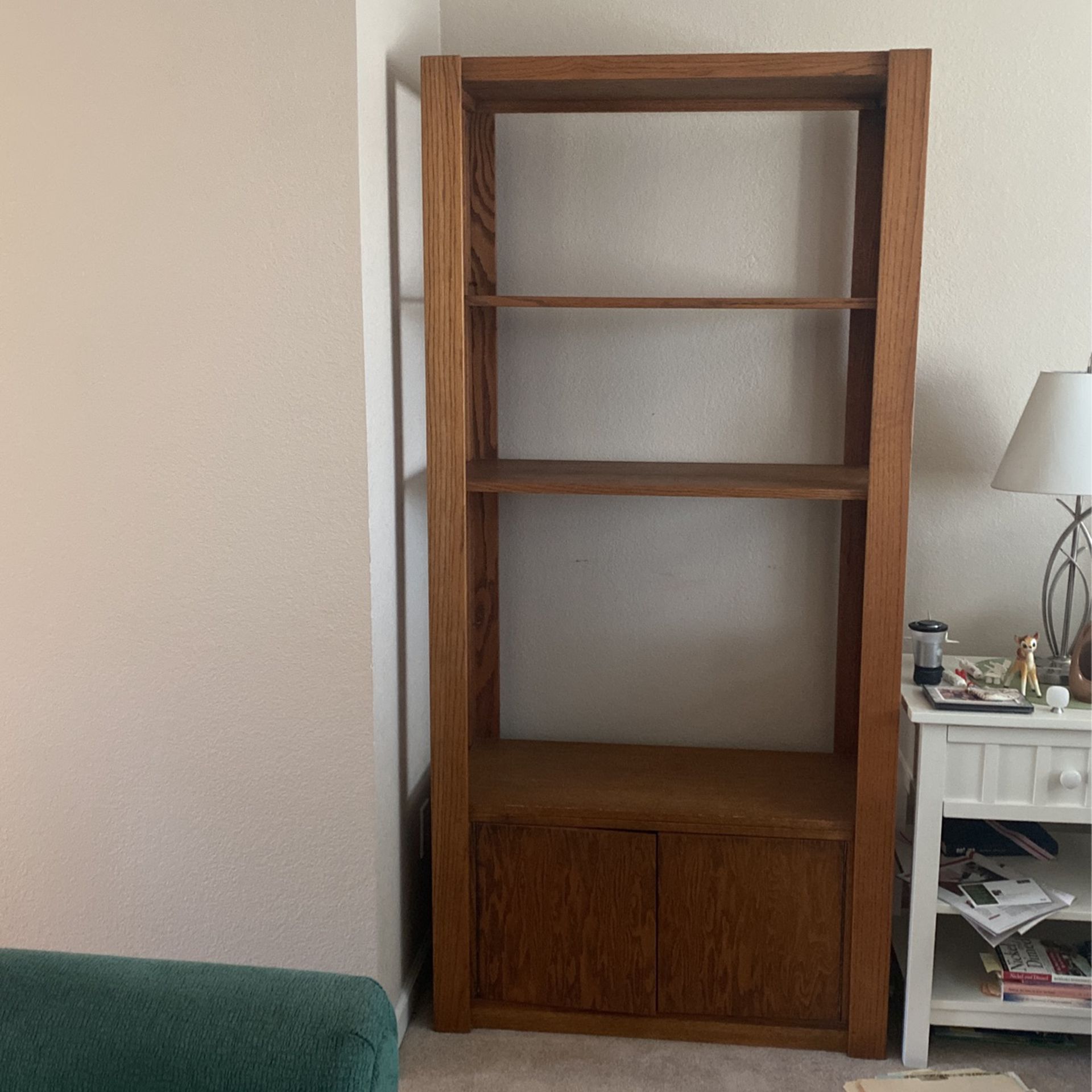 Oak Book Shelf With Bottom Cabinet