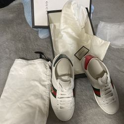 Gucci Shoes 