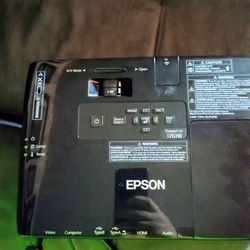 EPSON LCD PROJECTOR H478A