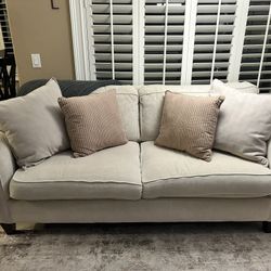 2 Couches & Coffee Table 