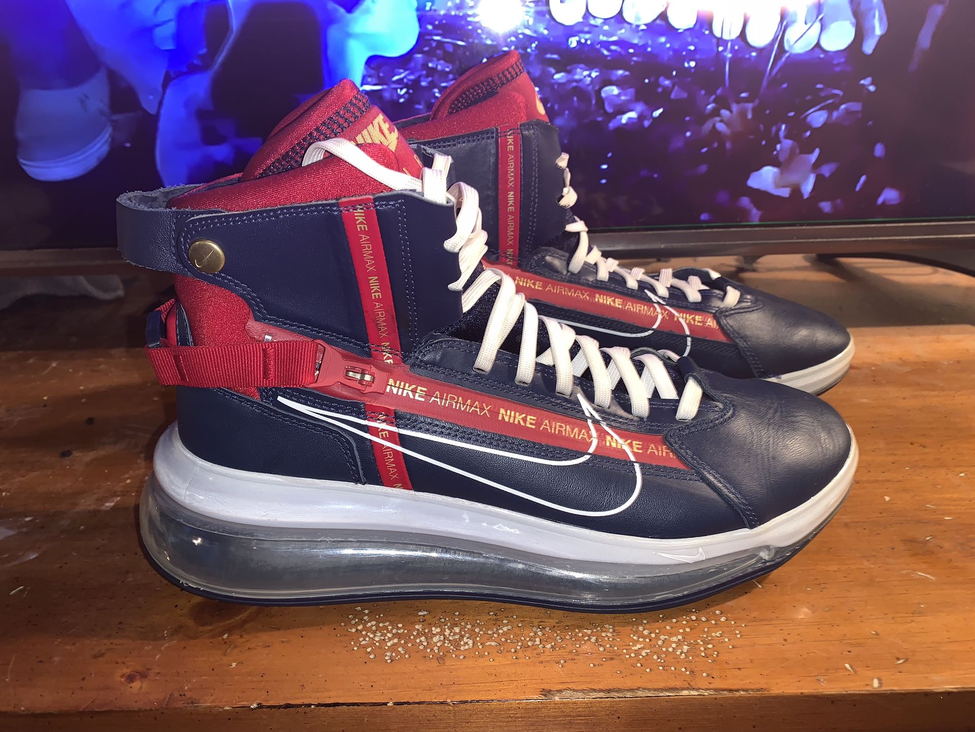 Nike Air Max 720 Saturn Olympics 