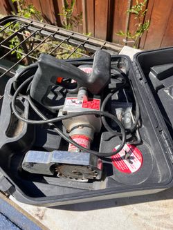 Crain Toe-Kick Saw