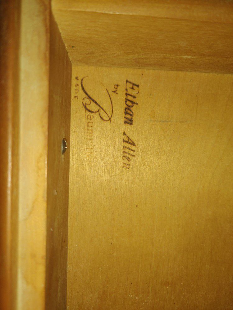 Late 20th Century Ethan Allen Solid Maple Dresser