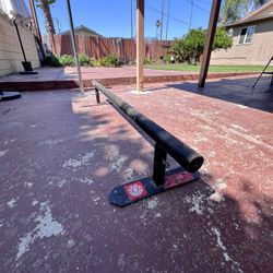 Element 6 Round Rail