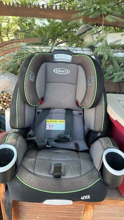Graco convertible child car seat made June 2019 till 2029