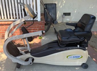 NuStep TRS4000 Recumbent Cross Trainer
