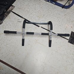 Iron Gym Pull Up Bar