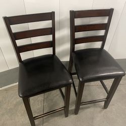 2 Vintage High Chairs