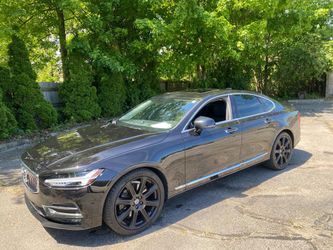 2017 Volvo S90