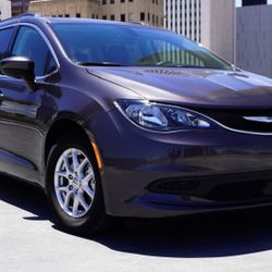 2021 Chrysler Voyager LXI