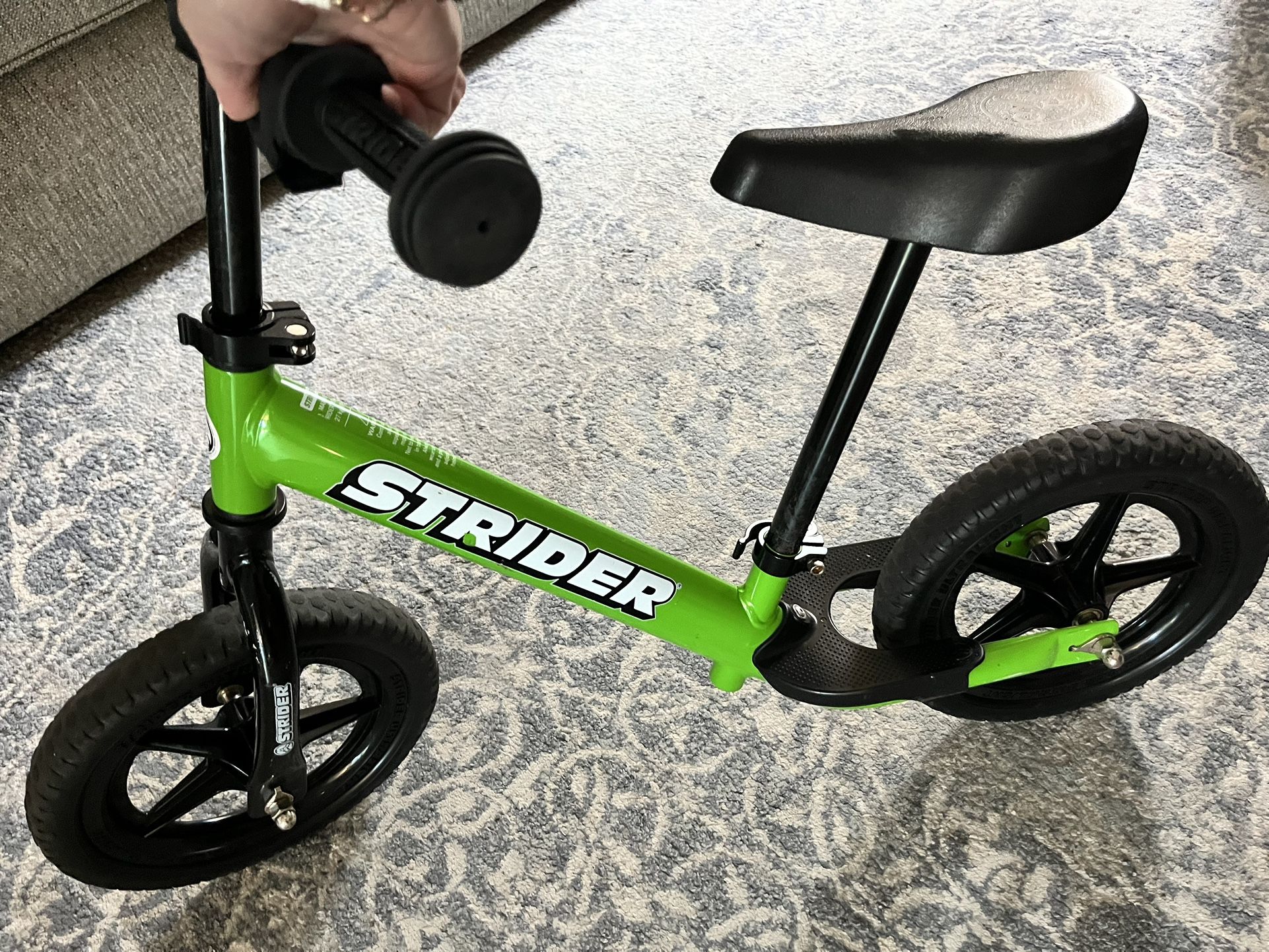 Strider balance Bike 