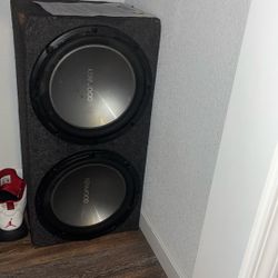 12 Kenwood Speakers