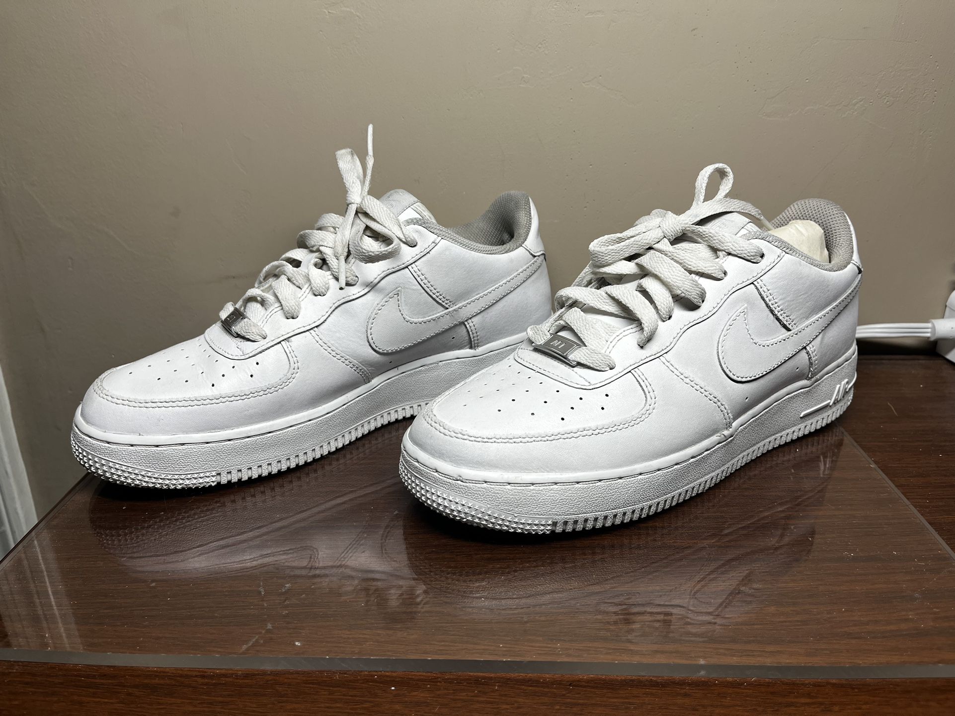 Nike Air Force One Sneakers 6.5 Y Youth Low 314192-117 White Casual Shoes