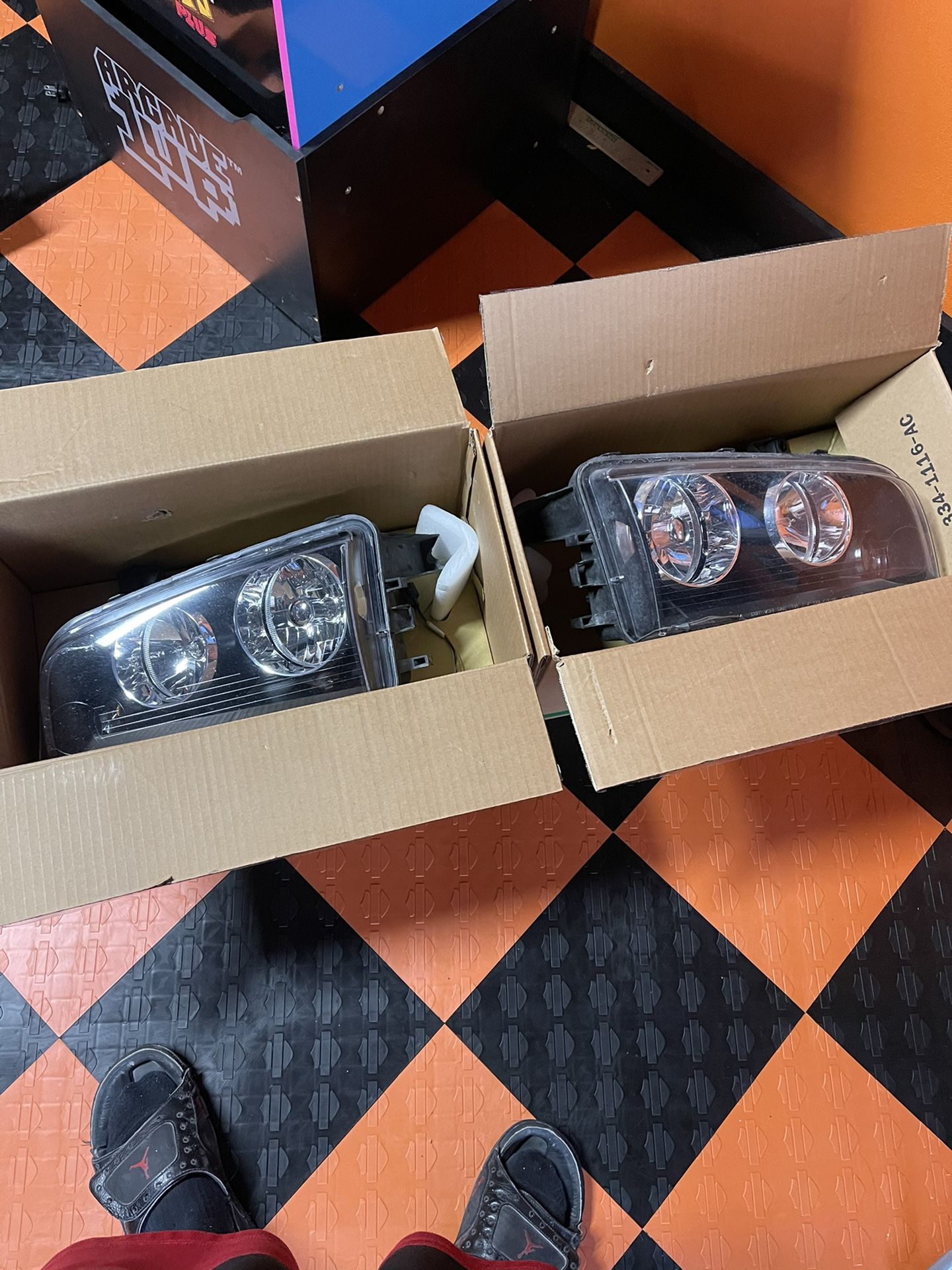 Headlights For 2007 Charger Srt 8