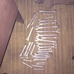 Craftsman Drop Tested Full Wrench Set Standard And Metric. 