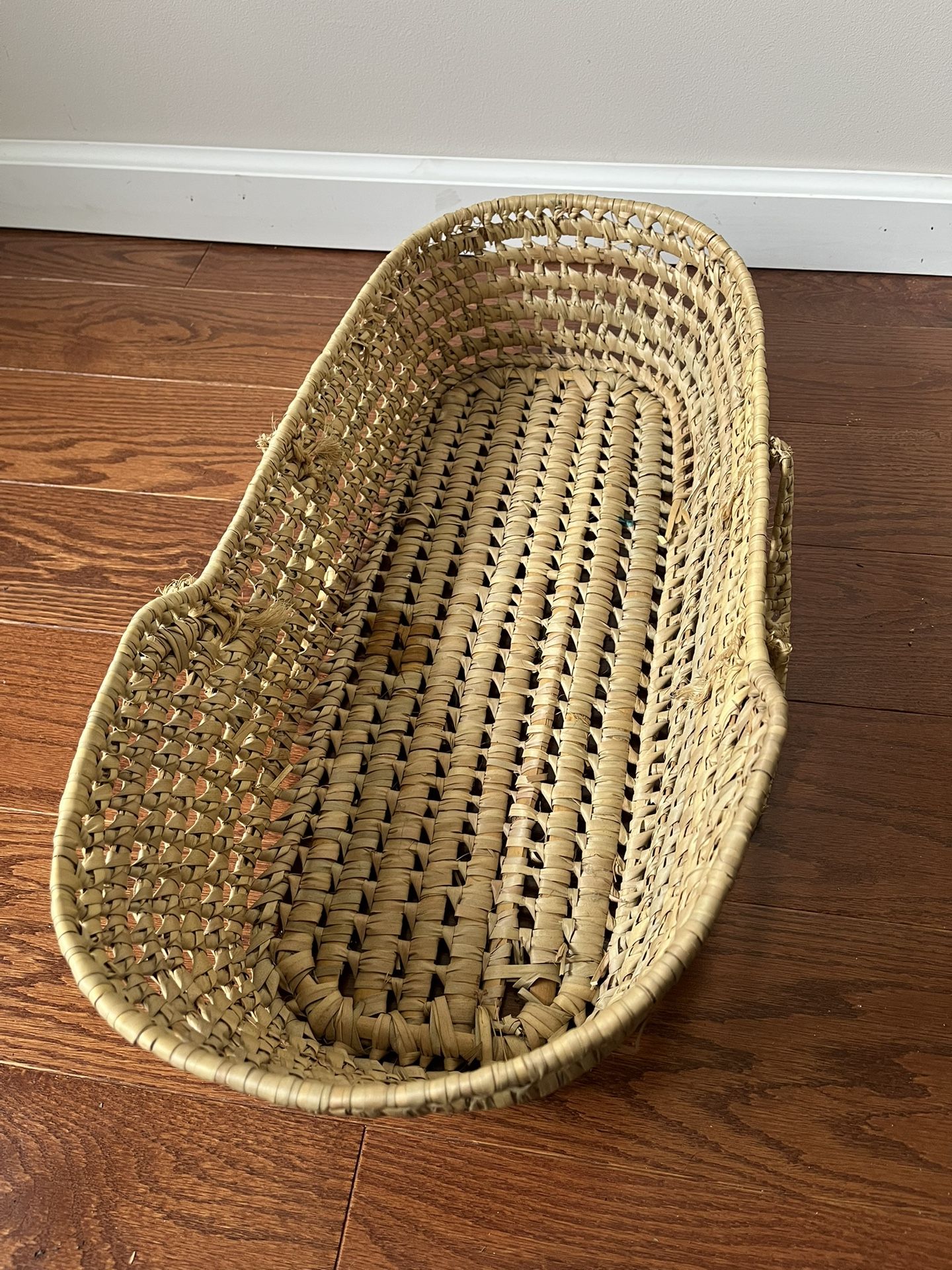 Moses Basket Traditionally Used As A Portable Bed For Newborns 24“ X 11“ X 6“