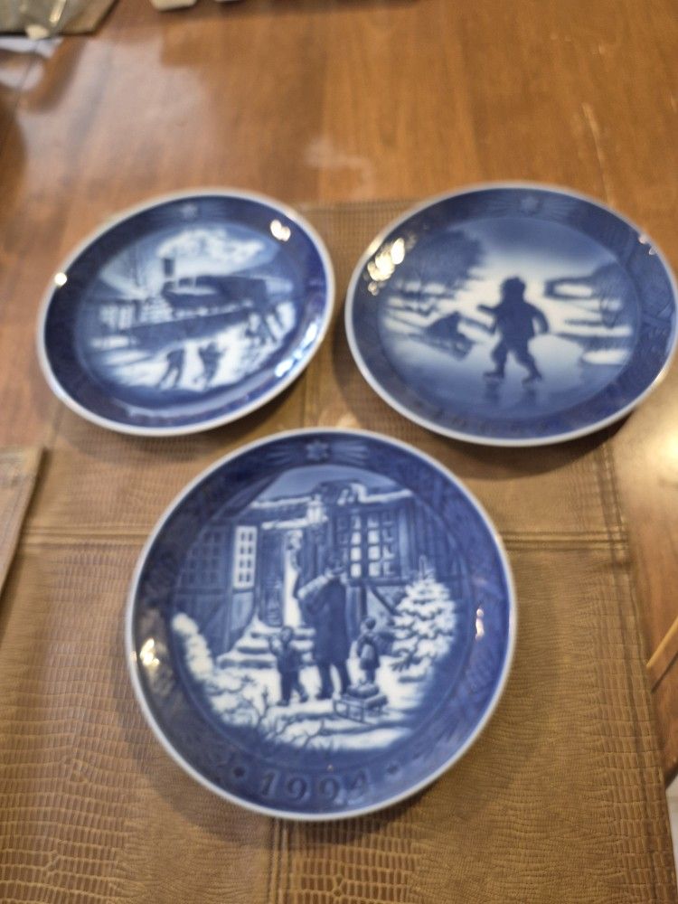 Three vintage royal copenhagen Christmas plates