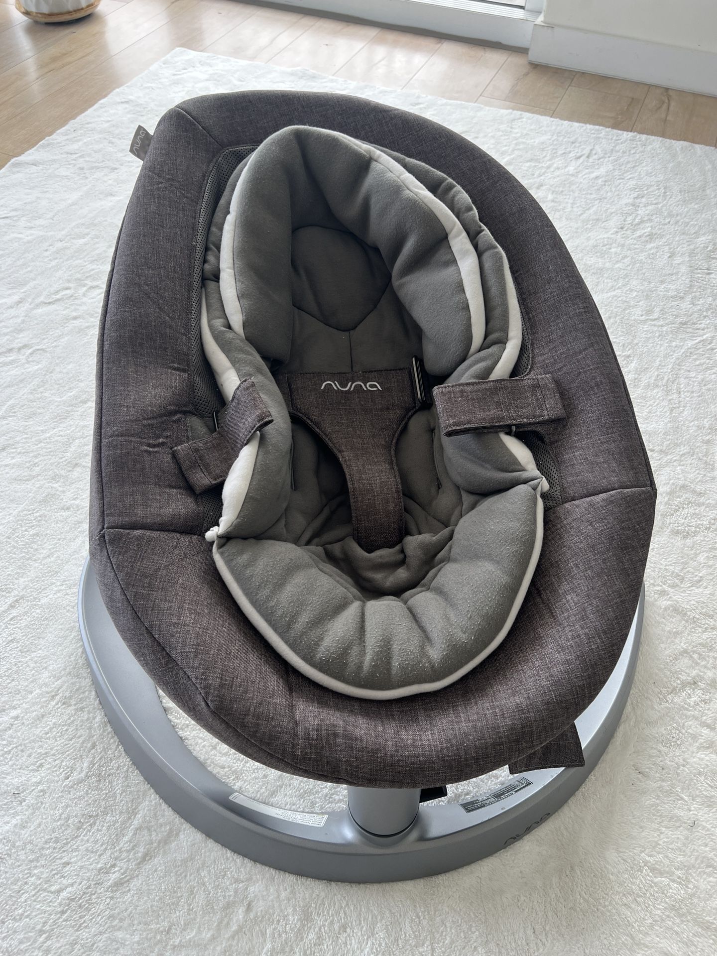 Baby swing