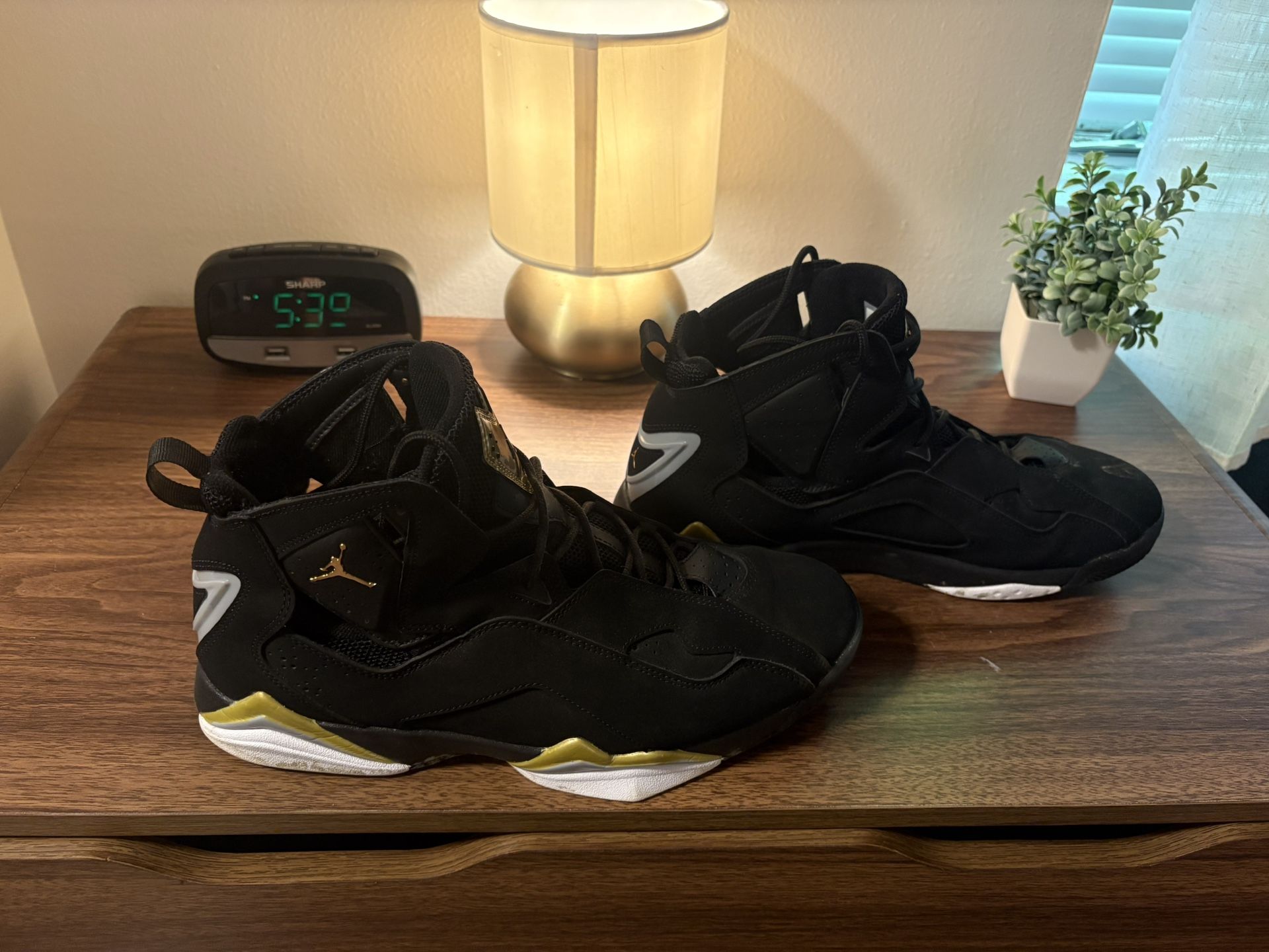Jordan True Flights